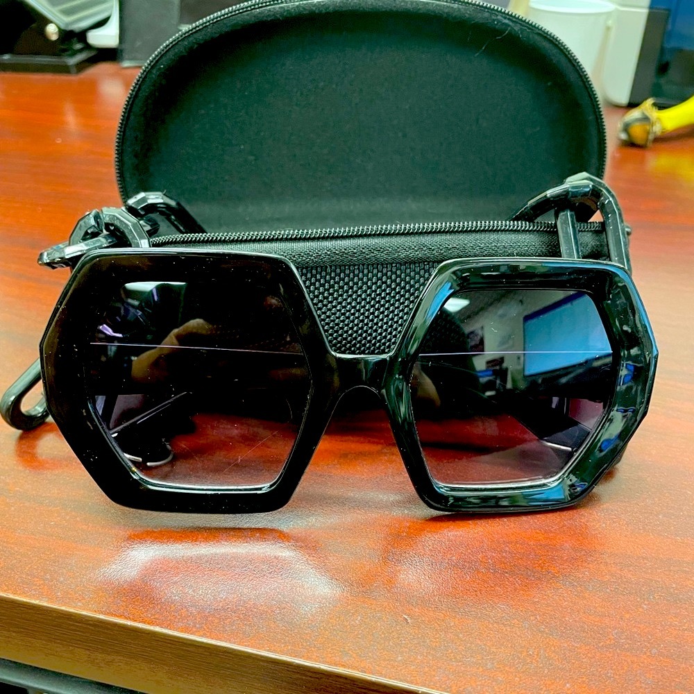Shein sunglasses bold black with chain